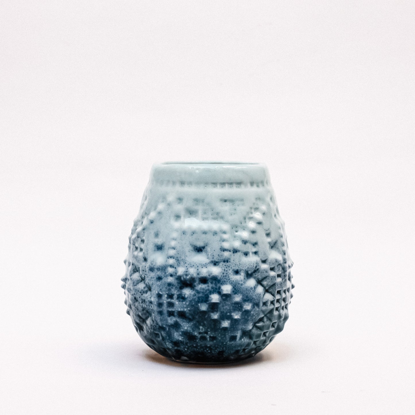 Ramallah Pattern | Stuff Holder - White & Blue